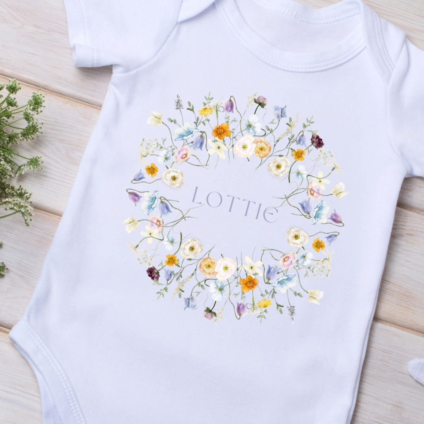 Personalised Baby Girls Spring Flowers Baby Outfit: Bib, Vest, Grow
